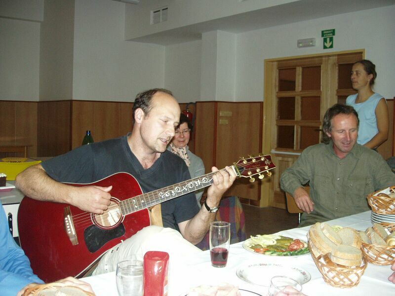 Jerry, Viki a Cvrek