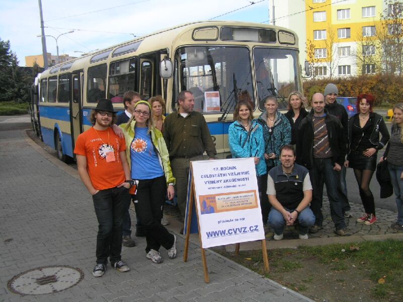 Kondor ped autobusem CVVZ