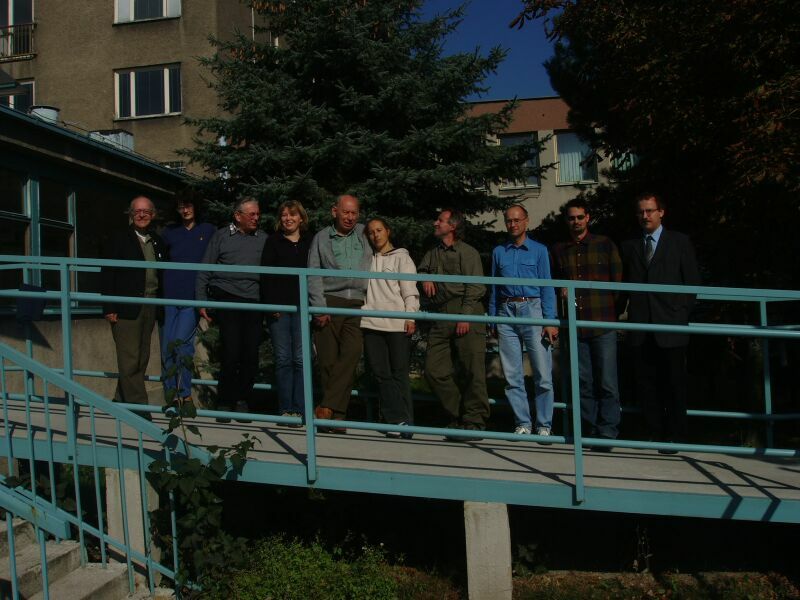 Henky s Galnem, Bou, Viki, Radimem Faranou, Kikomorou  a Jerrym na PONSu 2004