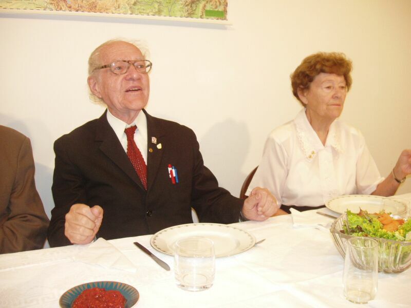 Galn se sestrou Vrou